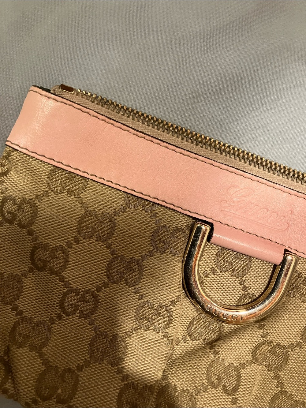 Gucci Beige Monogram Wristlet with Pink Trim and Gold Hardware - Picture 10 of 16